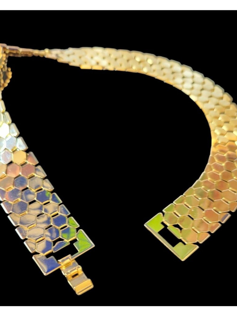 Vintage 1980s Gold Tone Serpentine Necklace Honeycomb Design - Picture 2 of 6